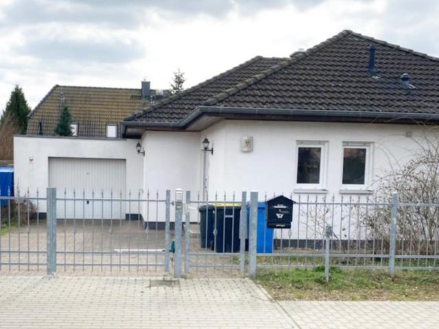 Beelitz provisionsfrei, moderner Bungalow in zentraler Lage