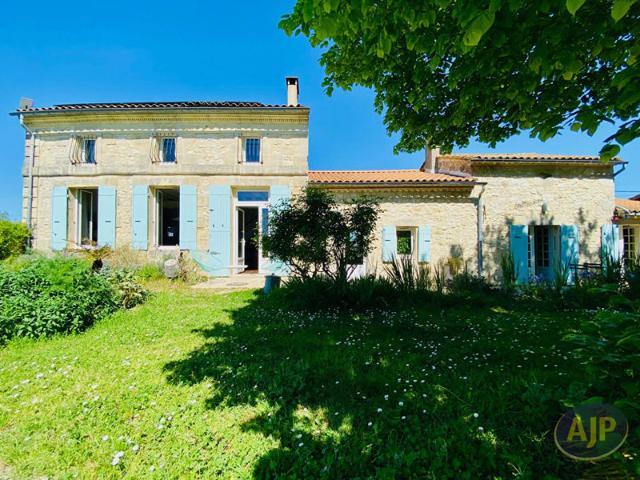 Bégadan Maison en pierres avec vue imprenable !