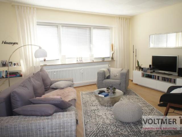 BEGEISTERUNG gemütliche 3 Zimmer Wohnung mit Einbauküche und Balkon in Dudweiler Süd!