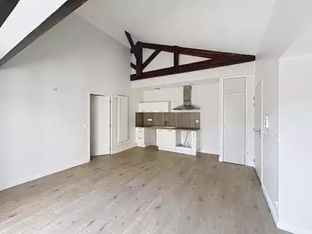 Bègles 33130 Achat / Vente appartement 3 pièces t3 au dernier étage