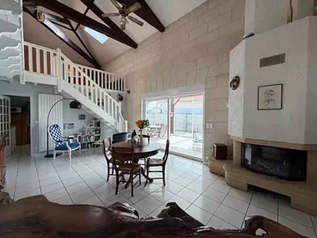 Bègles 33130 Achat / Vente maison 6 pièces t6 au dernier étage