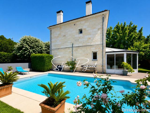 Bègles 33130 Belle maison en pierre de 4 chambres avec piscine et studio