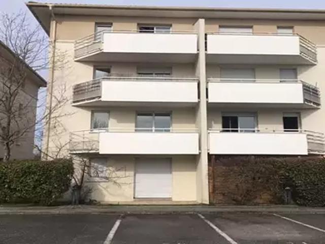 Bègles 33130 Location appartement 2 pièces t2 terrasse cave