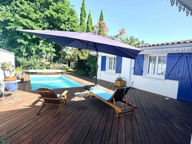 Bègles Maison coup de coeur de plain pied avec piscine