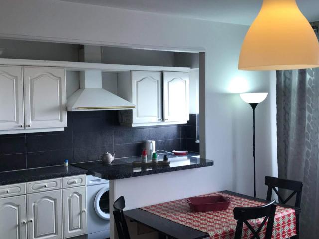 Bel apartement Courbevoie à 5 min de l'arche de la défense loyer tout inclus