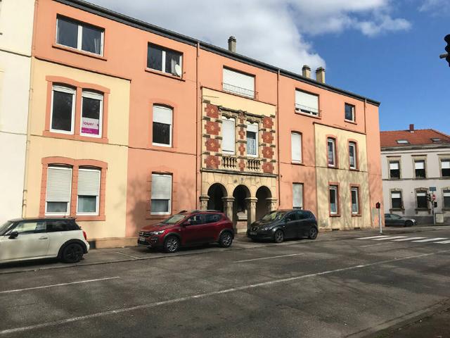 Bel appartement 3 chambres avec parking, proche centre ville de Forbach