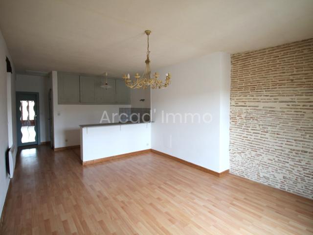 Bel appartement 3 pièces 60 m2 en 2ème étage d’un magnifique immeuble