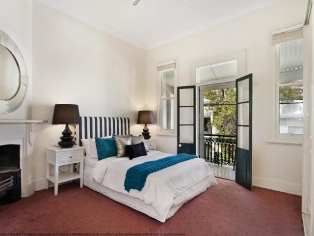 Bel Appartement 3 pièces à proximité immédiate des transports avec balcon !