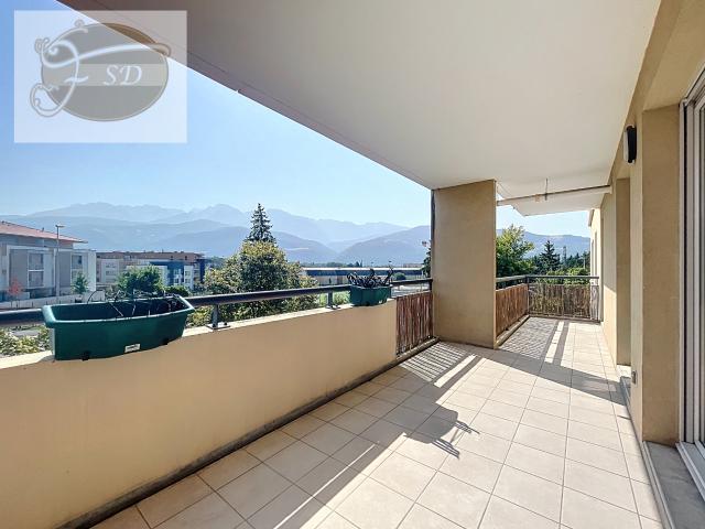 BEL APPARTEMENT 3P+C