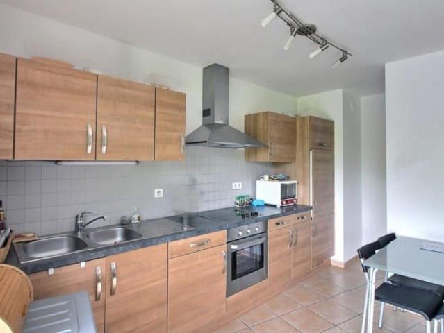 Bel appartement 1 ch avec parking à Marcinelle