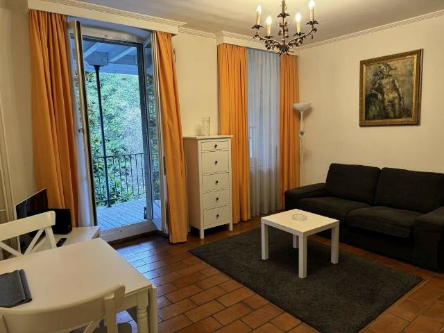 Bel appartement 2 pièces avec grand balcon à Carouge Genève