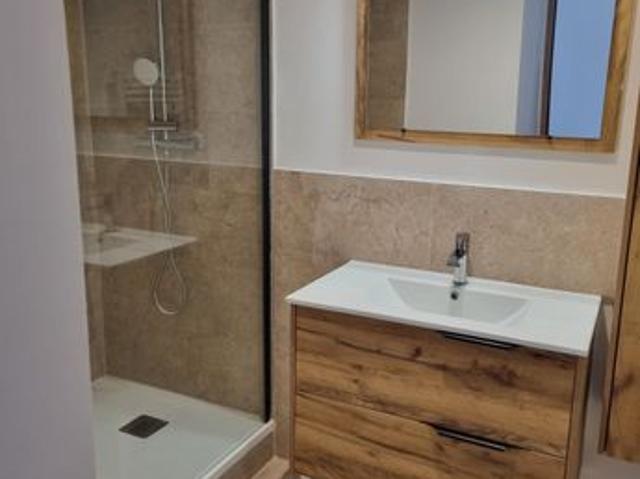 Bel appartement 41 m2 rénové aux Chartrons