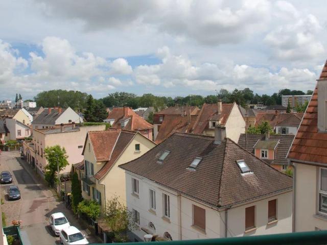 Bel appartement 4P 87m2 à STRASBOURG Neudorf