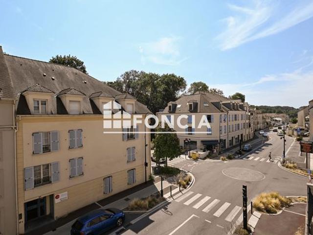 BEL APPARTEMENT_59M2_RUE BLERIOT à BUC_2011