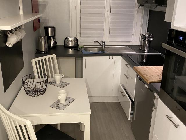 Bel appartement confortable au calme