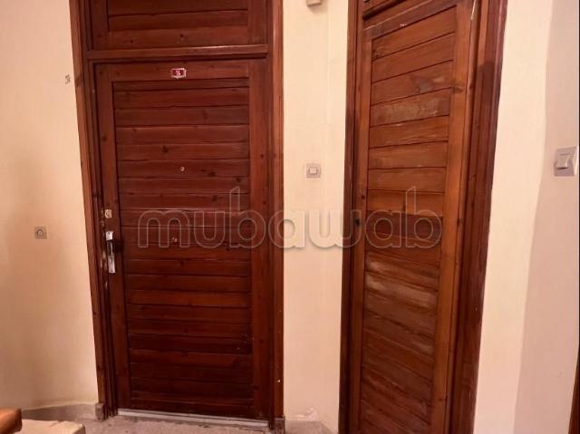 Bel appartement à vendre à Grand boulevard Ahfir. 4 chambres agréables