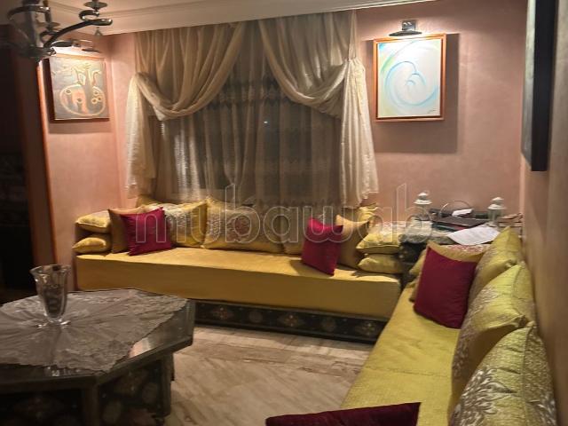 Bel appartement à vendre à Moulay Youssef. 3 belles chambres. Ascenseur