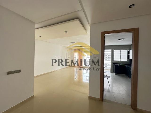 Bel appartement a hay ryad