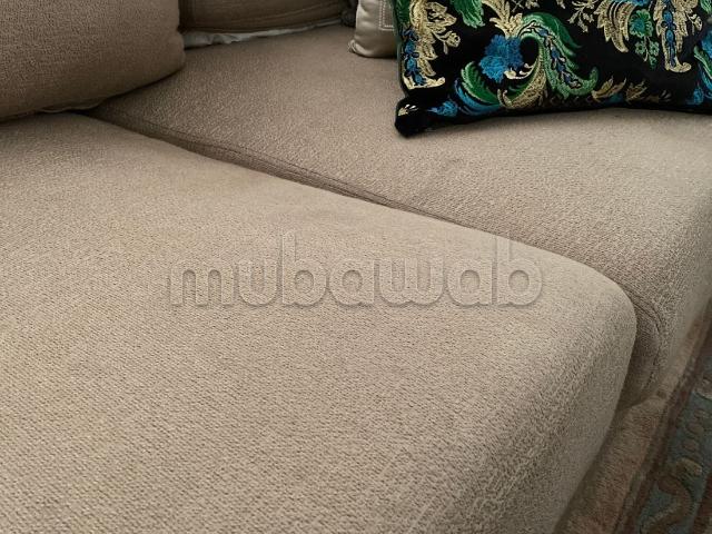 Bel appartement a louer Velodrome 2 chambres agréables. Salon Marocain et antenne parabolique