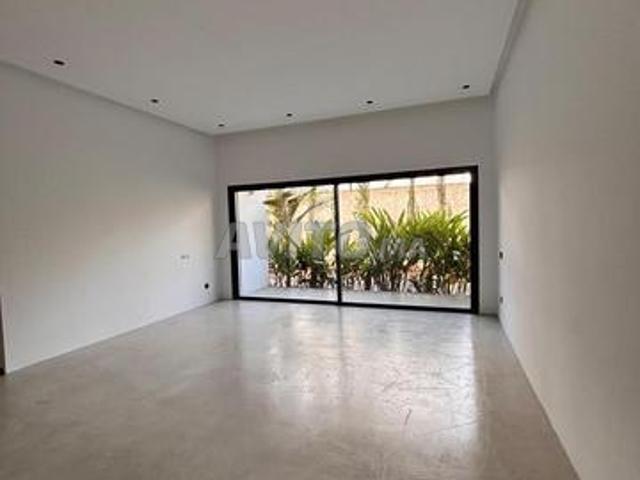 Bel Appartement à louer à El Menzeh