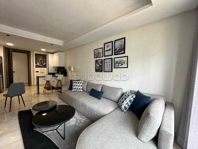 Bel appartement à louer dans la ville financière de Casablanca. 1 belle chambre. Unité de stockage