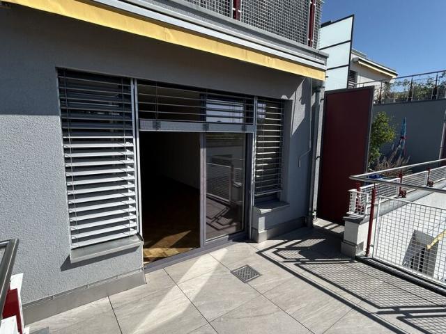 Bel appartement au centre ville avec balcon | dreamo. Ch
