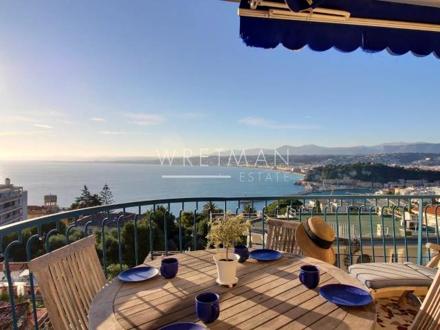 Bel appartement avec vue mer et terrasse d'angle Mont Boro. 46m² Nice
