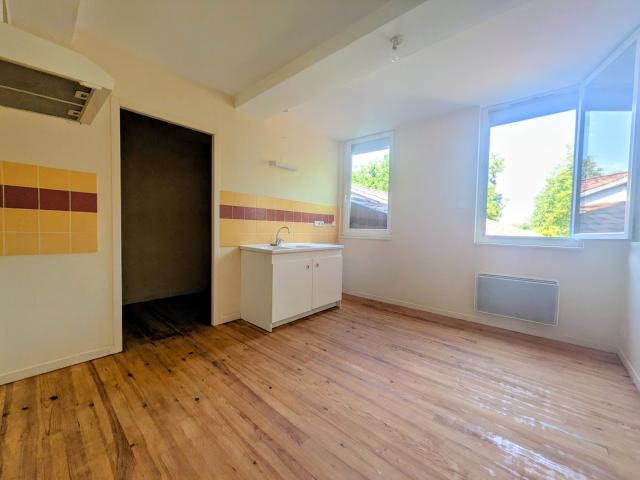 Bel appartement avec combles aménageables 90m² Marciac