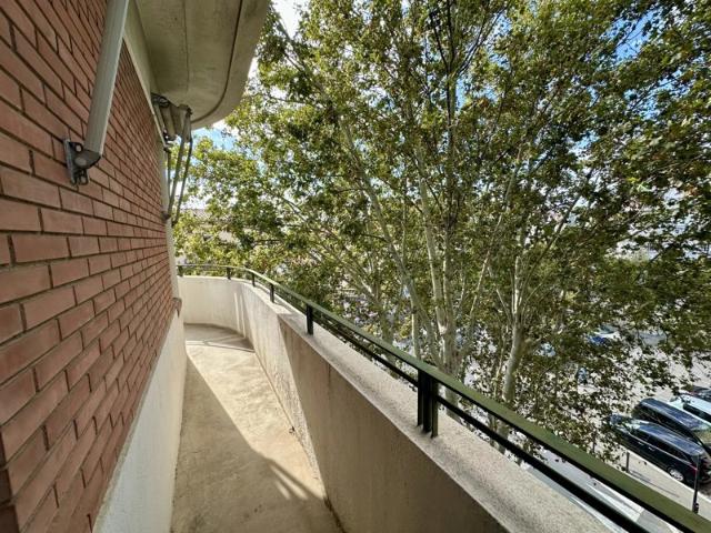 Bel appartement bourgeois de 127 m2, 3 ieme étg sur 4