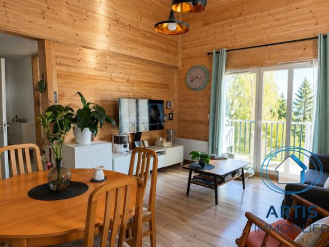 Bel appartement dans le bourg