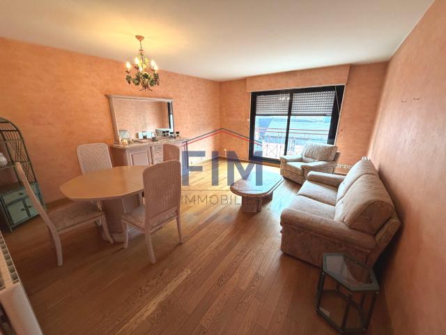BEL APPARTEMENT DANS RESIDENCE DE STANDING