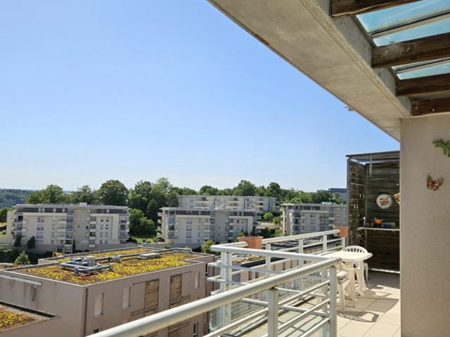 Bel appartement de 109 m2 situé dans le secteur prisé de Bou