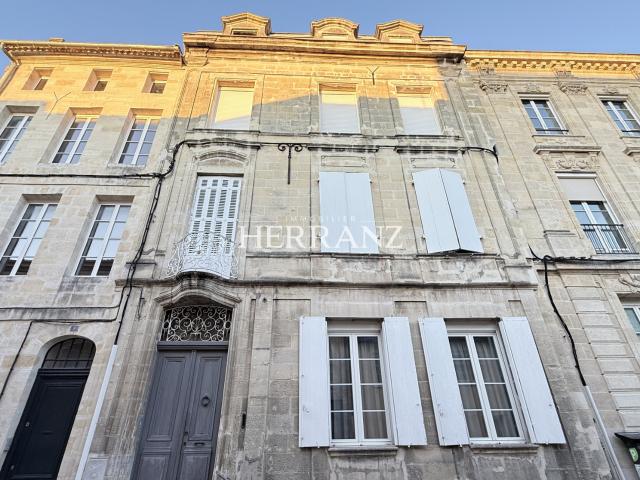 Bel appartement de 137 m2 coeur de Bastide