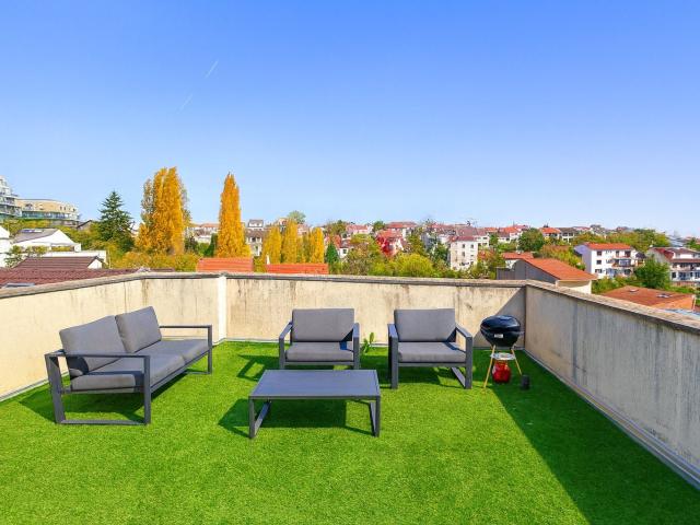 BEL APPARTEMENT DE 4/5 PIECES EN DUPLEX DE 101m2 A PROXIMITE DE LA PLACE CARNOT