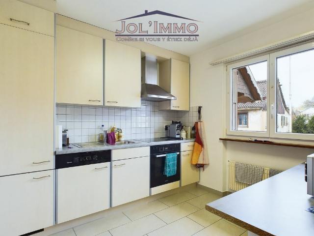 Bel appartement de 4.5 pièces en duplex au centre du village. Dreamo. Ch
