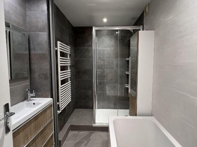Bel Appartement de 5 pièce à la Défense