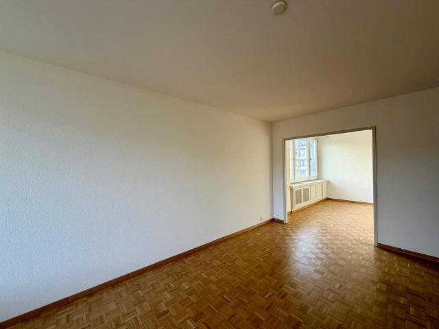 Bel appartement de 5 pièces avec un balcon