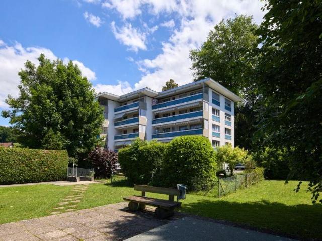 Bel appartement de 5 pièces rénové à la Tour de Peilz