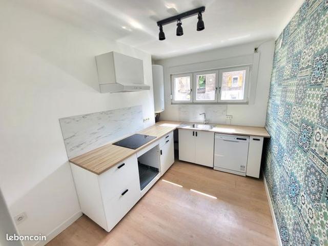 Bel appartement de 67m², 2 chambres, cave, balcon et jardinet
