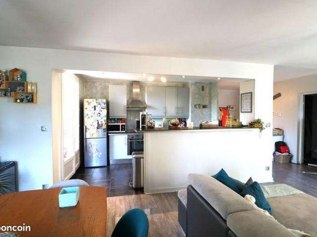 Bel appartement de 92 m² avec terrasse