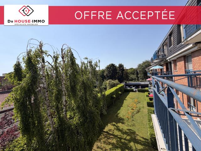 BEL APPARTEMENT DE CENTRE VILLE AVEC BALCON DERNIER ÉTAGE