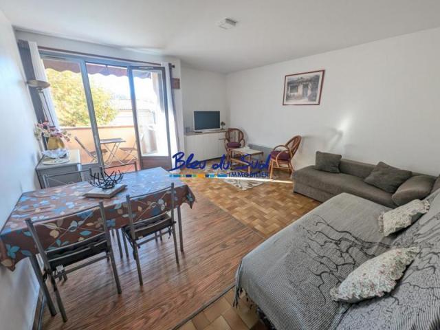 Bel appartement entièrement meublé et équipé avec terrasse