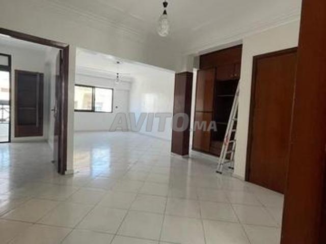 Bel appartement en bas Agdal Rabat
