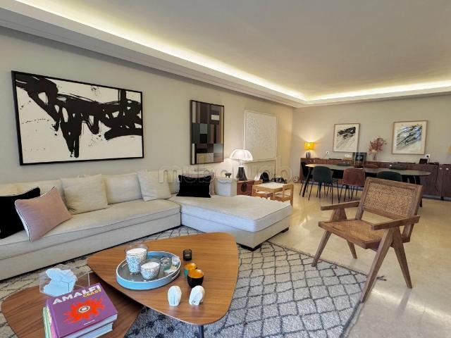 Bel appartement en location à Ain Diab. 4 pièces confortables