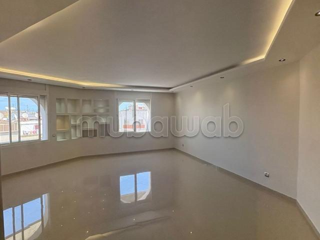 Bel appartement en location à Bourgogne Ouest, proche clinique Badr