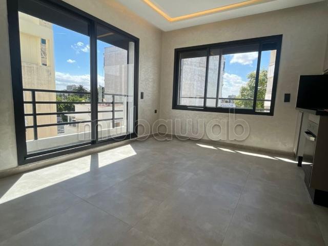 Bel appartement en location à Les Hôpitaux. Surface totale 50 m². Cuisine entièrement équipée