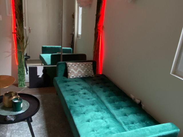 Bel appartement en location de 15.65m², situé rue Saint Romain à Rouen, 531€ charges comprises