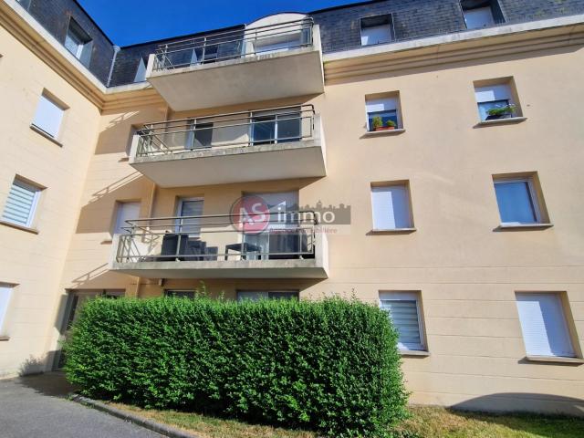 Bel appartement en résidence Sécurisée à Janval. Parking