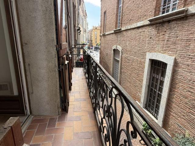 Bel appartement F2 avec balcon