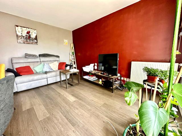 Bel Appartement Familial avec terrasse et Balcon